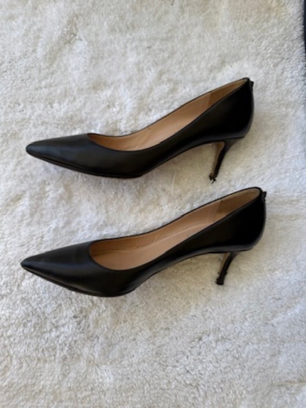 Valentino Garavani Black Leather Rockstud Pointed Toe Pumps — Size 39 / US 9